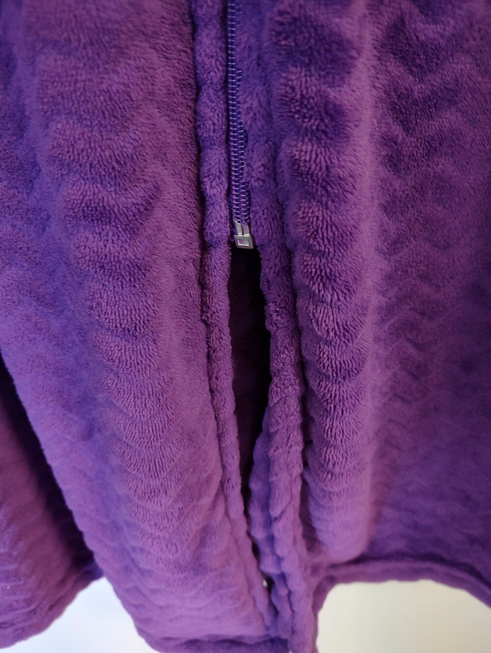 EUC Secret Treasures Purple Bathrobe - Picture 4 of 7